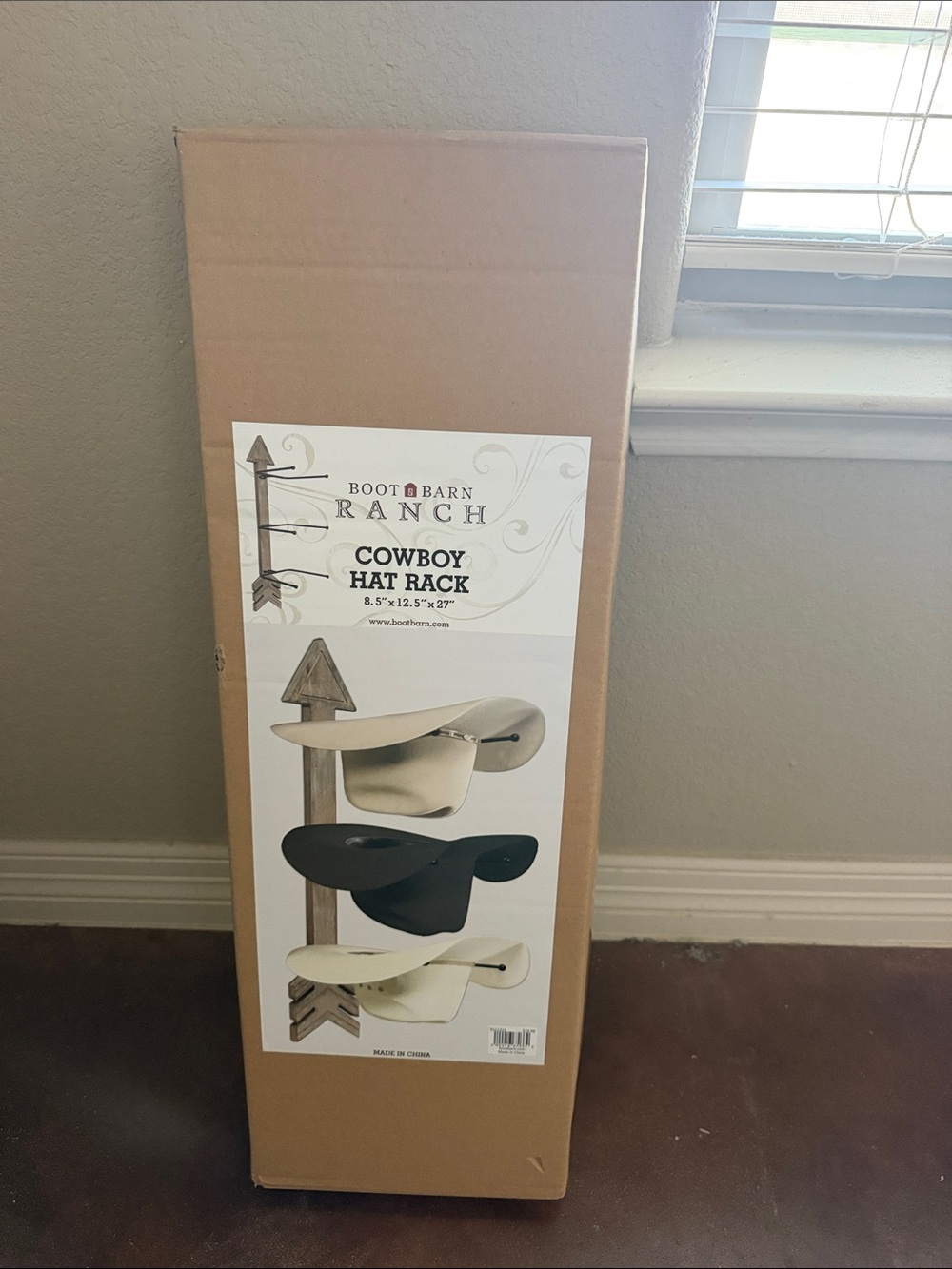 Cowboy Hat Rack - Black and Cream